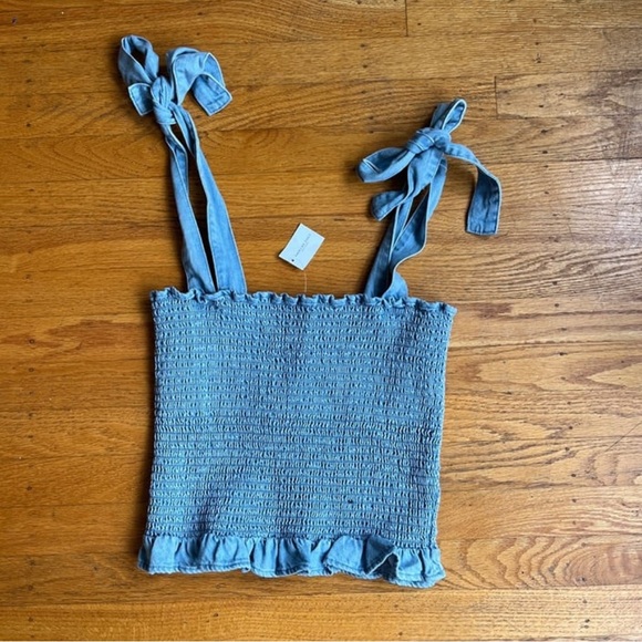 NWT AE Crop Top - Picture 1 of 2